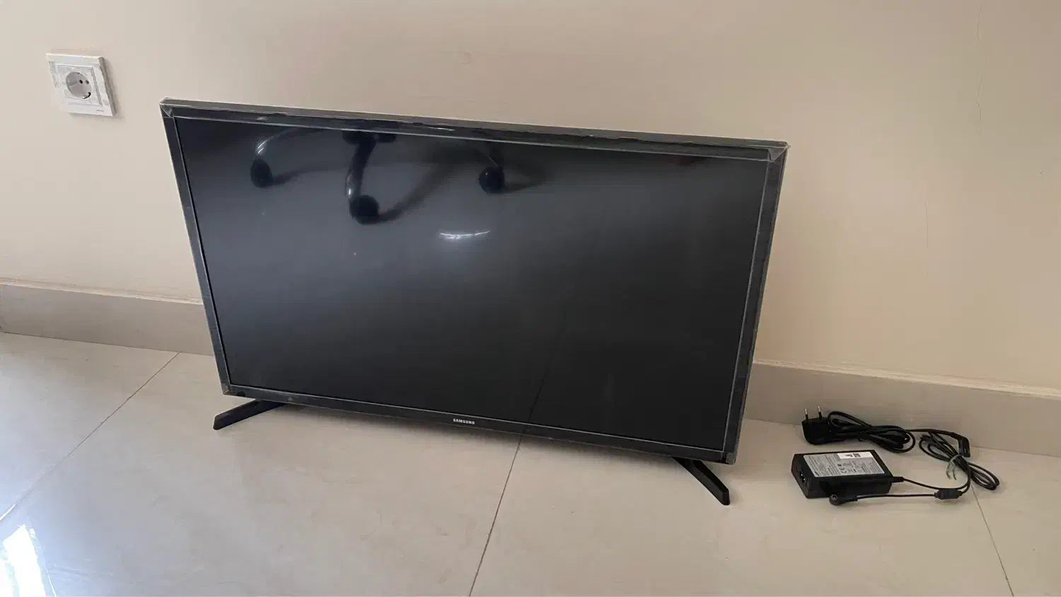 تلویزیون led سامسونگ ۳۲ اینچ سری ۵ full HD نو نو|تلویزیون و پروژکتور|تهران, مجیدیه|دیوار