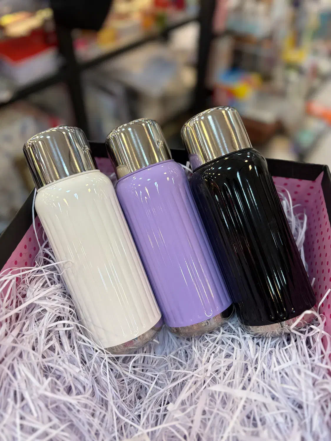 فلاسک شیار دار|ظروف نگهدارنده، پلاستیکی، یک‌بارمصرف|پردیس, فاز ۴|دیوار