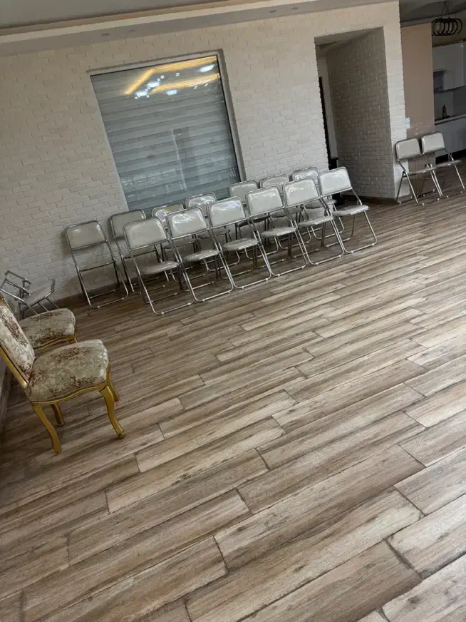 سالن تولد عروسی|اجارهٔ کوتاه‌مدت ویلا و باغ|نیشابور, باغرود|دیوار