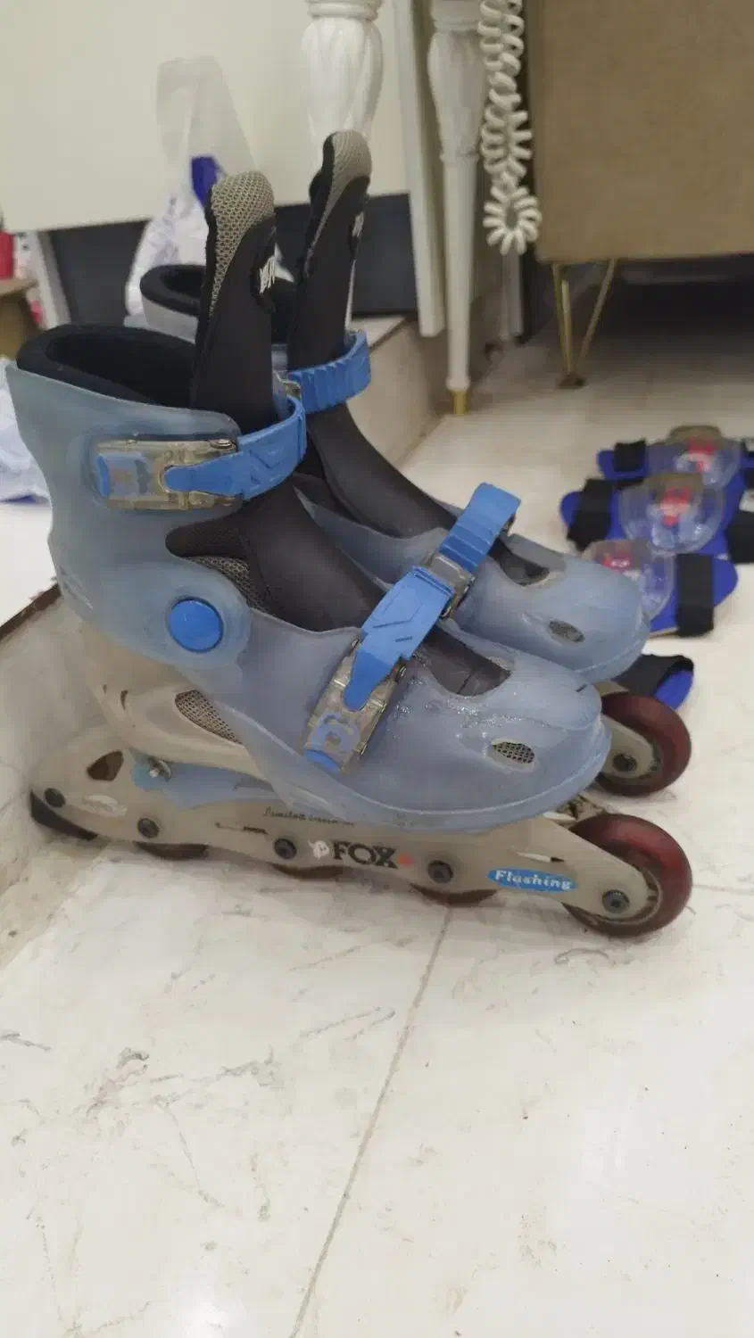 اسکیت مدل FOX  چرخ چراغدار و اسکیت مدل شیکاگو USA|دوچرخه، اسکیت، اسکوتر|پرند, فاز ۶|دیوار