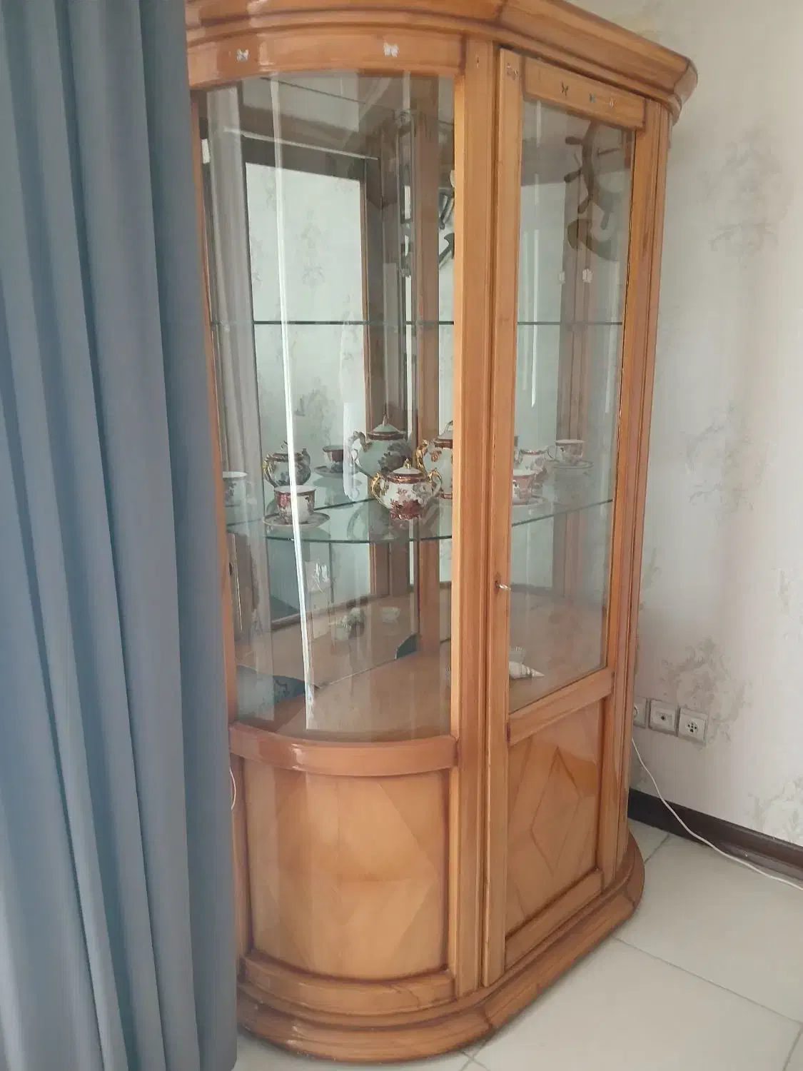 ویترین|بوفه، ویترین، کنسول|فولادشهر, فولادشهر|دیوار