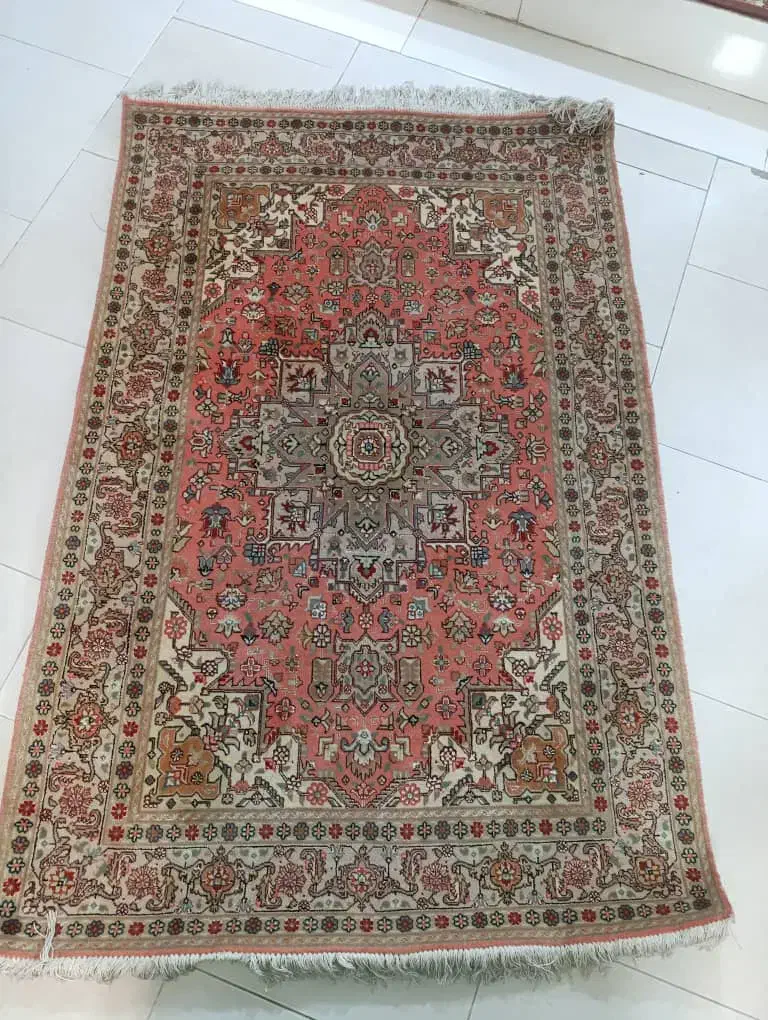 فرش دستباف گل ابریشم|فرش|ری, علایین|دیوار