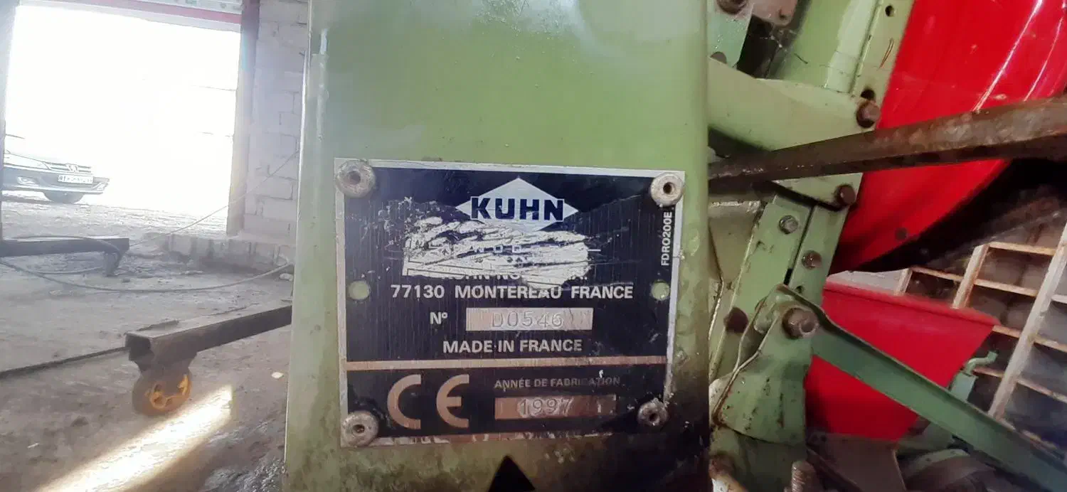 فروش بذر کار مدلKUHN فرانسه کاملان سالم|ماشین‌آلات صنعتی|پارس‌آباد, |دیوار