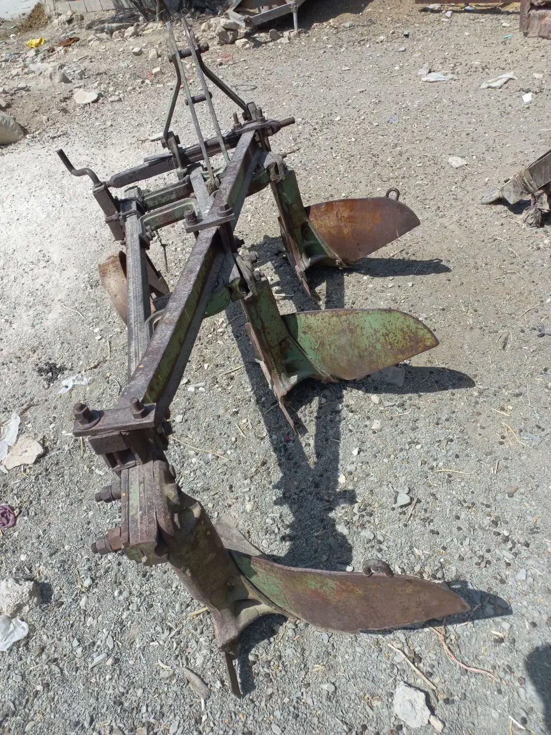 گاواهن رومانی|قطعات یدکی و لوازم جانبی|سردرود, |دیوار