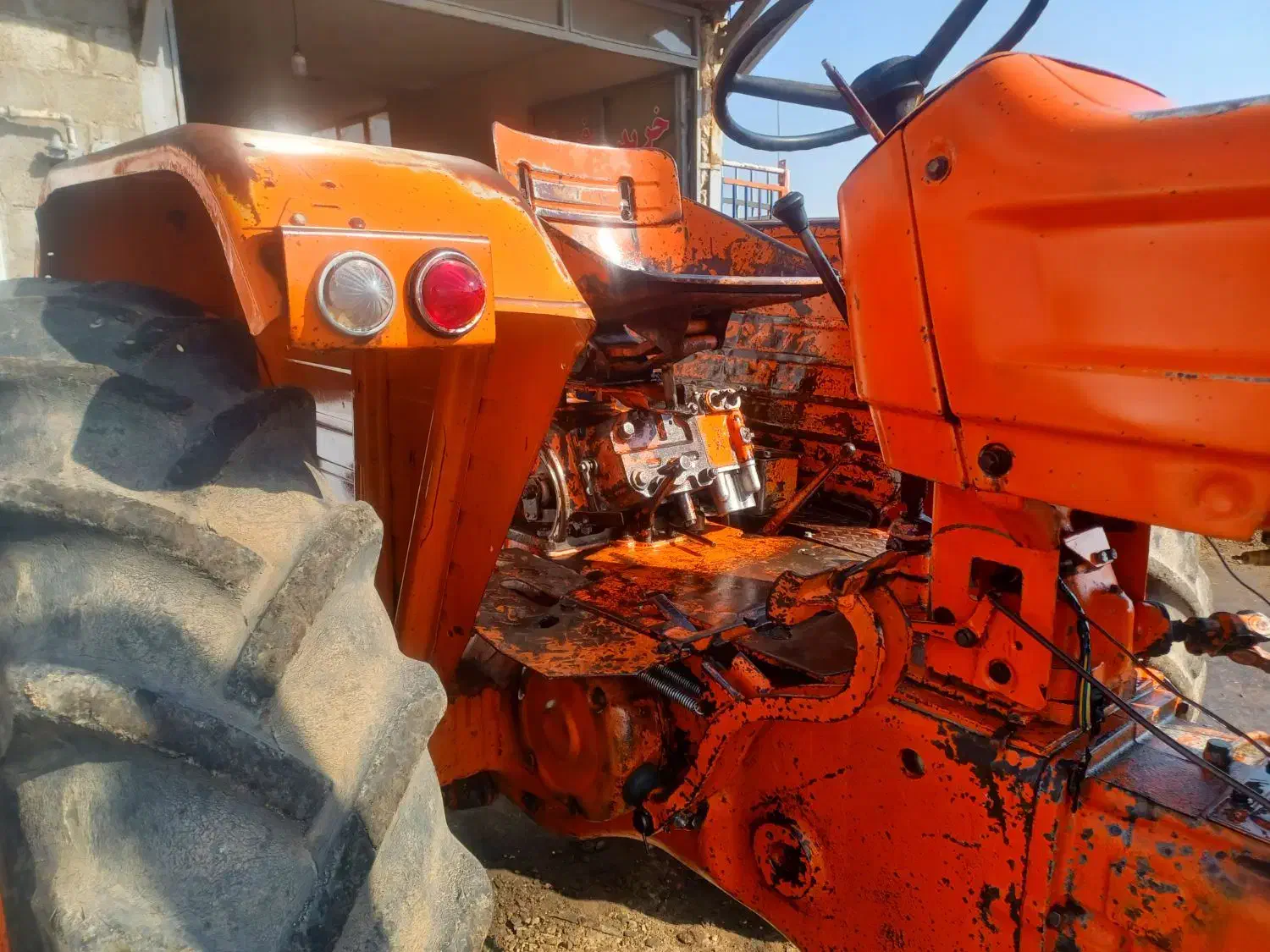 ۳عدد تراکتور رومانی مدل و۶۳و۶۲ و جک جدید|خودرو سنگین|خواجه, |دیوار