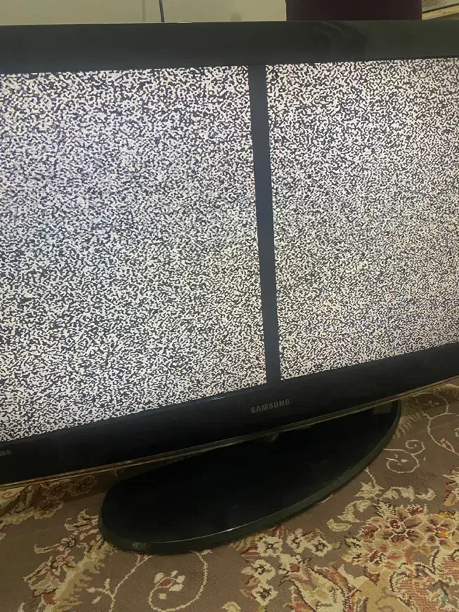 تلویزیون ۳۷ سامسونگ|تلویزیون و پروژکتور|تهران, والفجر (افسریه)|دیوار