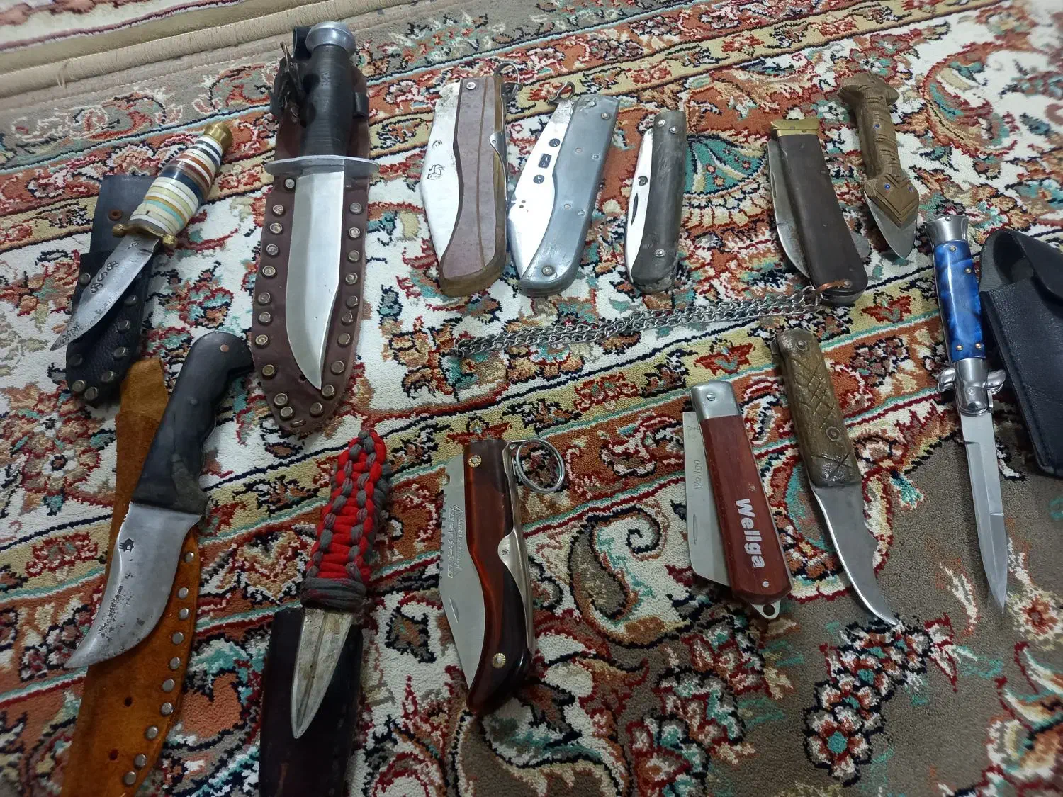 چاقو قدیمی و۰۰۰|کوهنوردی و کمپینگ|رباطکریم, انجم آباد|دیوار