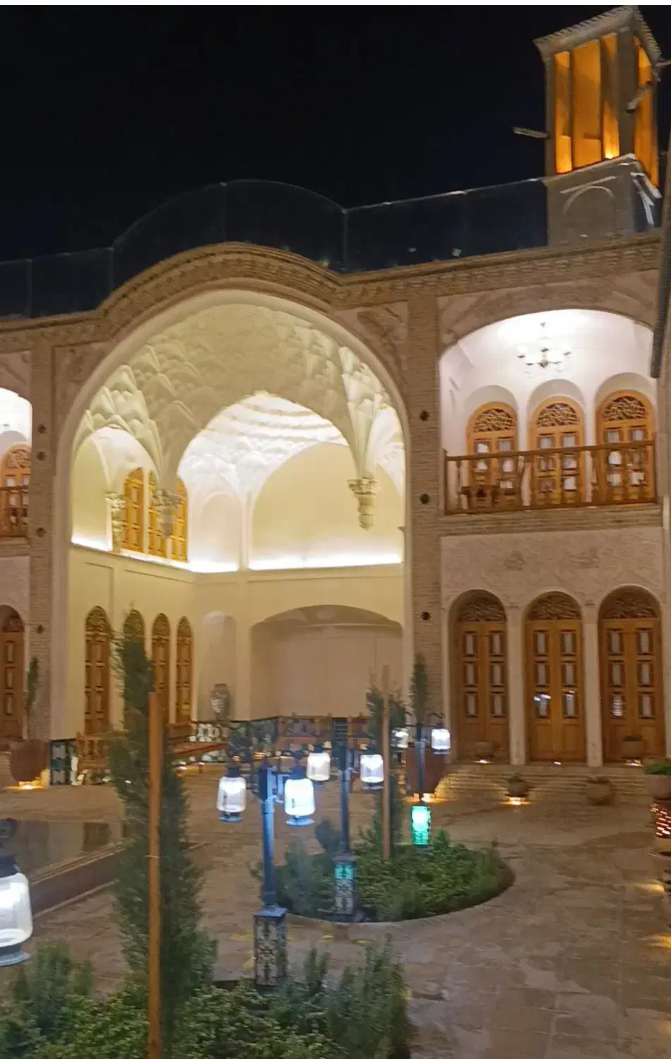 فروش بوتیک هتل سنتی/به کمترین قیمت/بافت تاریخی|فروش زمین و ملک کلنگی|کاشان, ترک آباد|دیوار