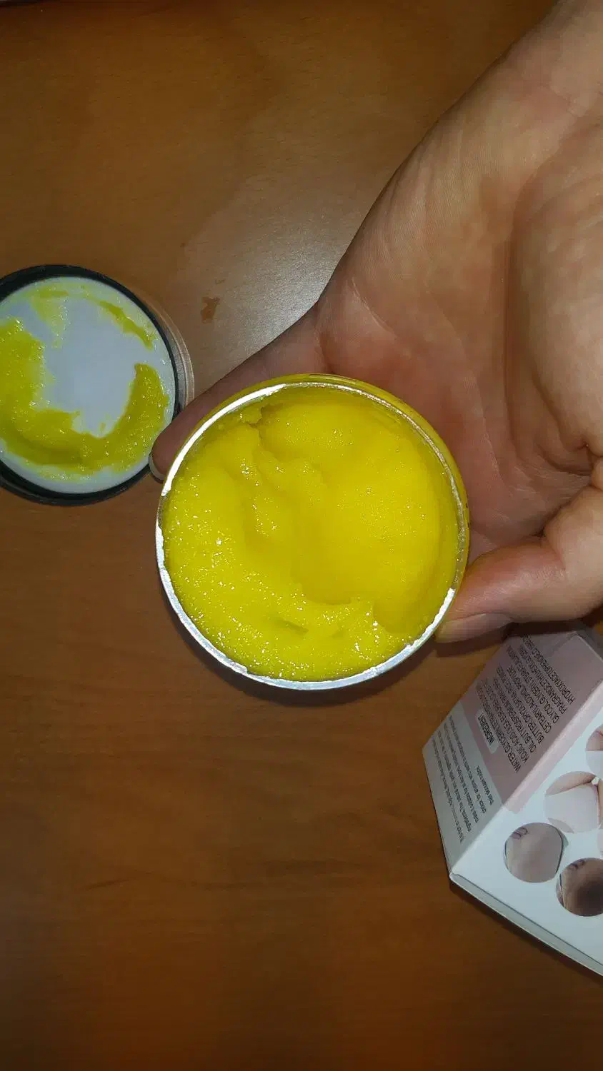 سفیدکننده بدن|آرایشی، بهداشتی، درمانی|رزن, |دیوار