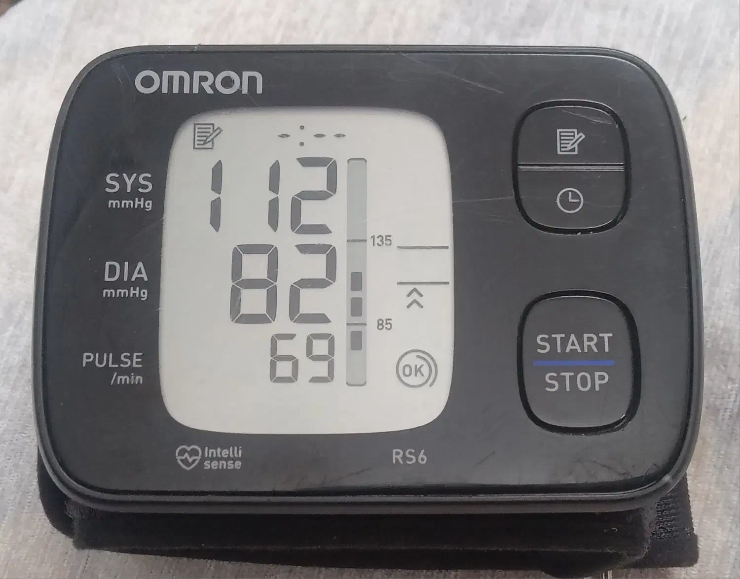 فشار سنج مچی  Omron RS6|آرایشی، بهداشتی، درمانی|تهران, قصر فیروزه ۱|دیوار