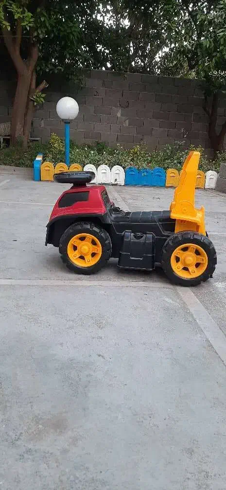 اسباب بازی|اسباببازی بچه|چالوس, |دیوار