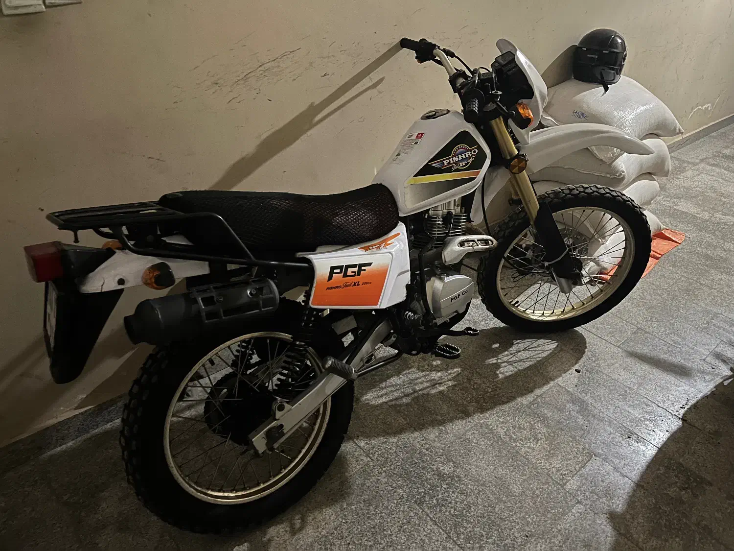 موتور پیشرو تریل xl 200|موتورسیکلت|آستارا, |دیوار