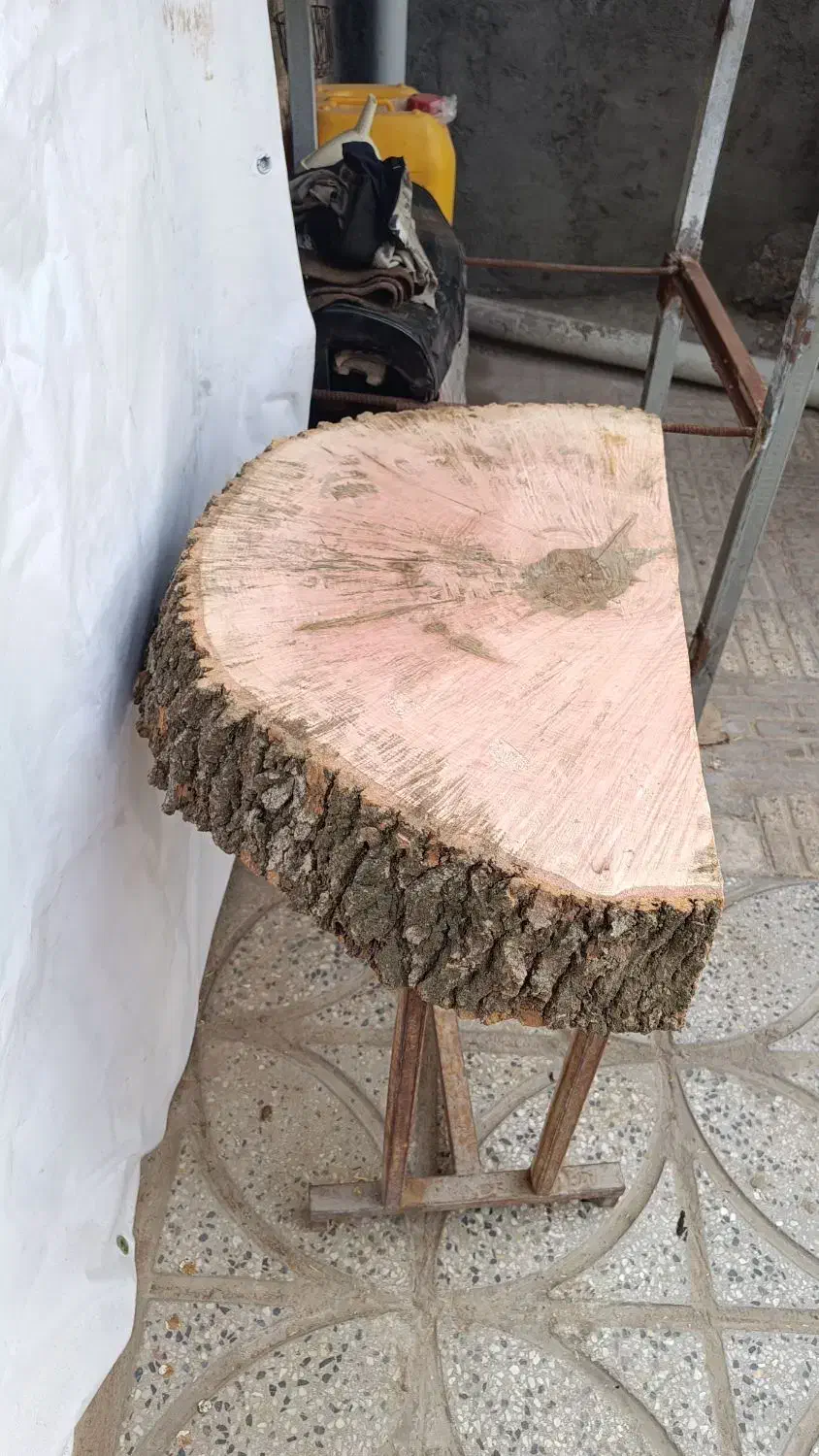 چوب.|صندلی و نیمکت|بروجرد, |دیوار