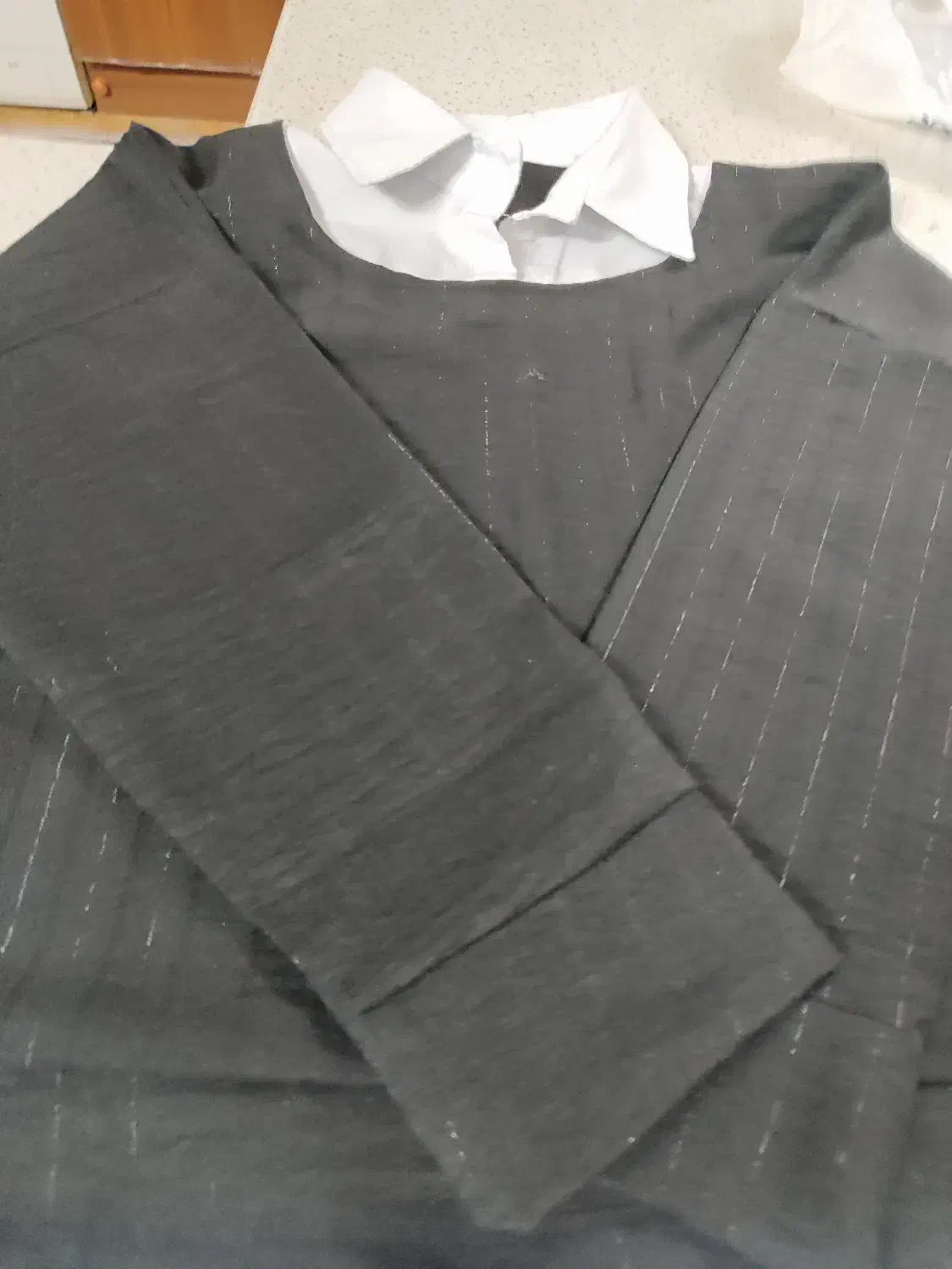 تعدادیلباسزنانهنو|لباس|کاشان, درب اصفهان|دیوار