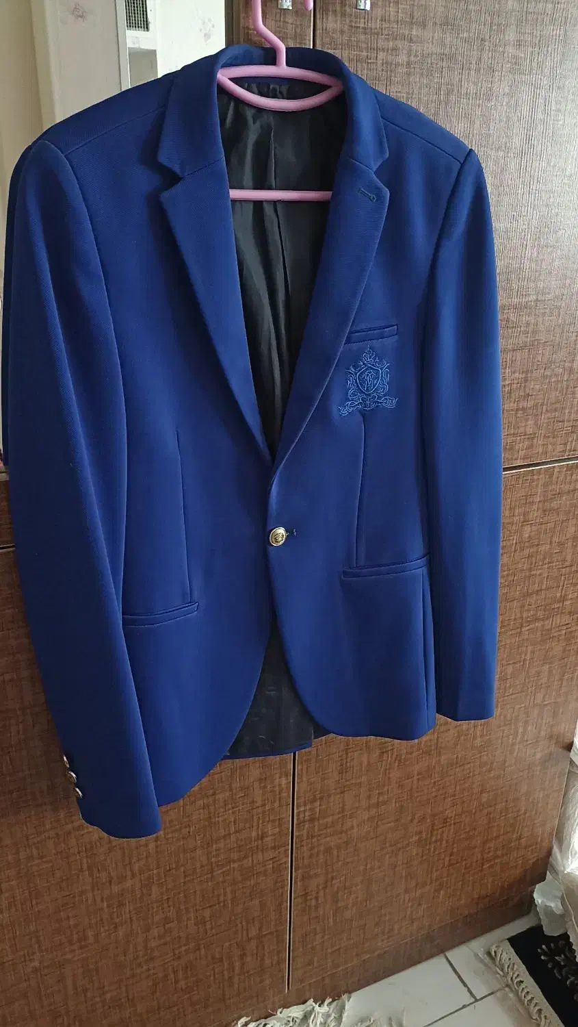 کت تک|لباس|اندیشه, اندیشه فاز ۶|دیوار