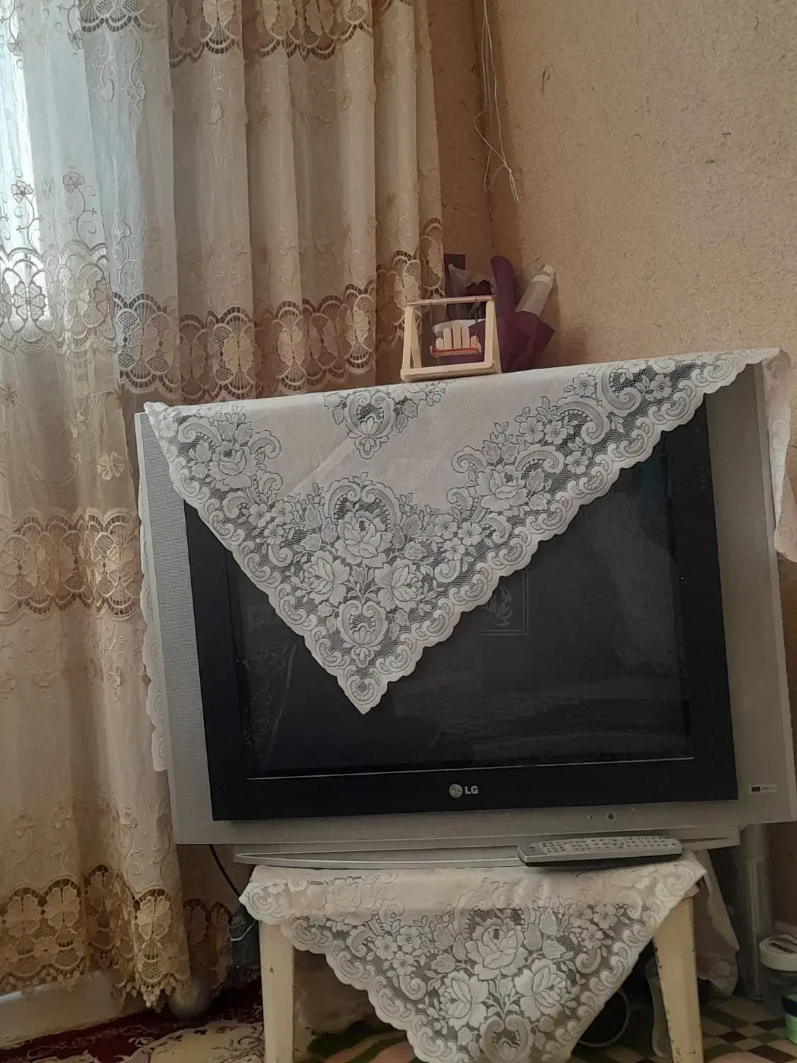 تلوزیون رنگی ۳۰ اینچ|تلویزیون و پروژکتور|سراب, |دیوار