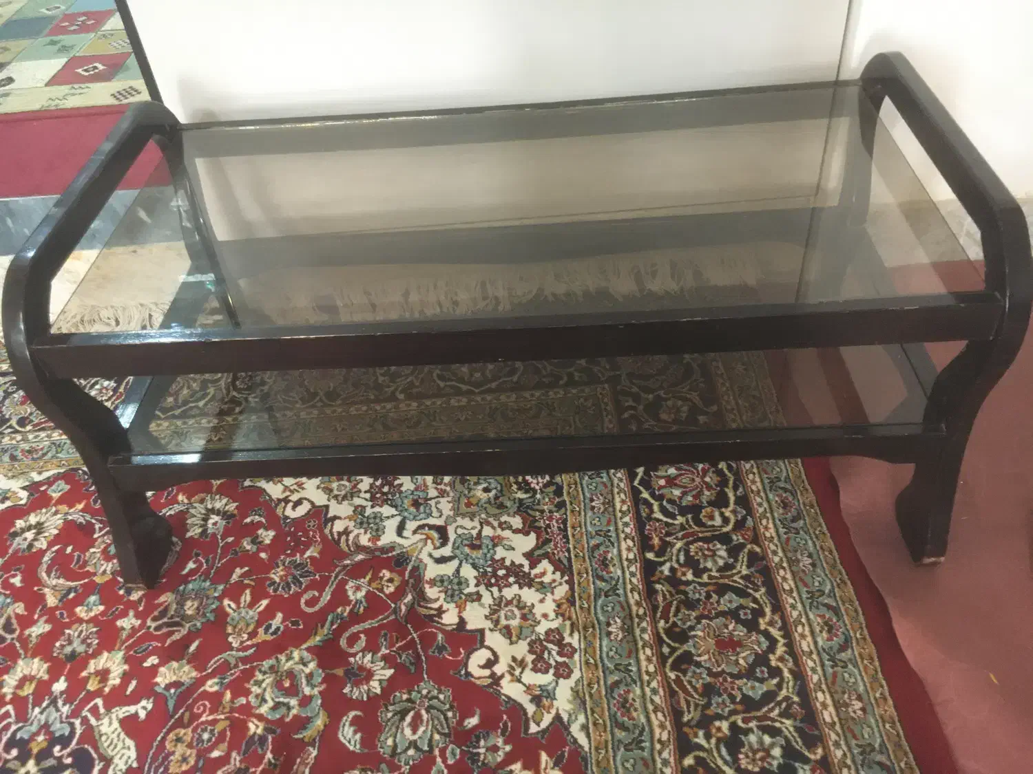 میز جلو مبلی کاملا سالم|مبلمان خانگی و میز عسلی|ساوه, |دیوار