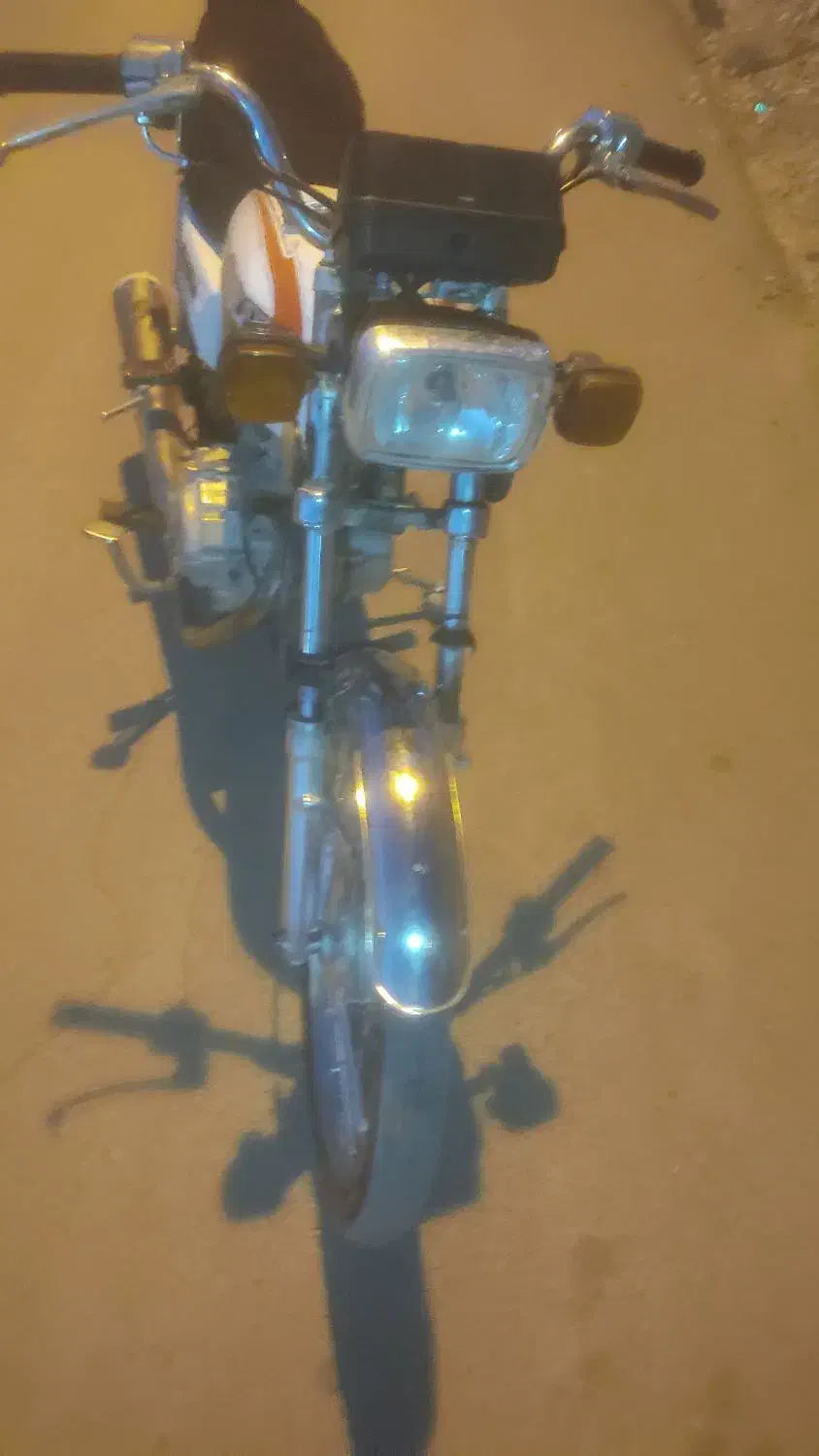 هوندا ۱۲۵|موتورسیکلت|بافت, |دیوار