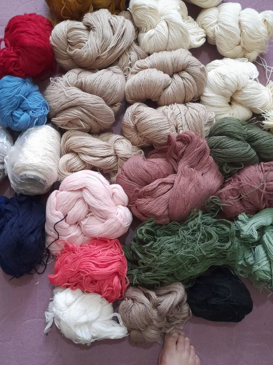 کرک نو و وسایل قالی|لوازم خیاطی و بافتنی|قم, نوبهار|دیوار