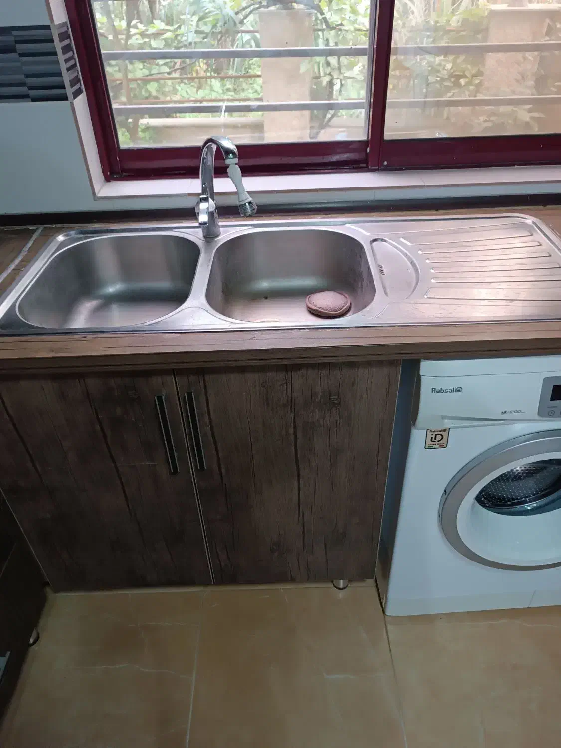 سینگ دو قلو مارک البرز با شیر وسیفون|مصالح و تجهیزات ساختمان|رویان, |دیوار