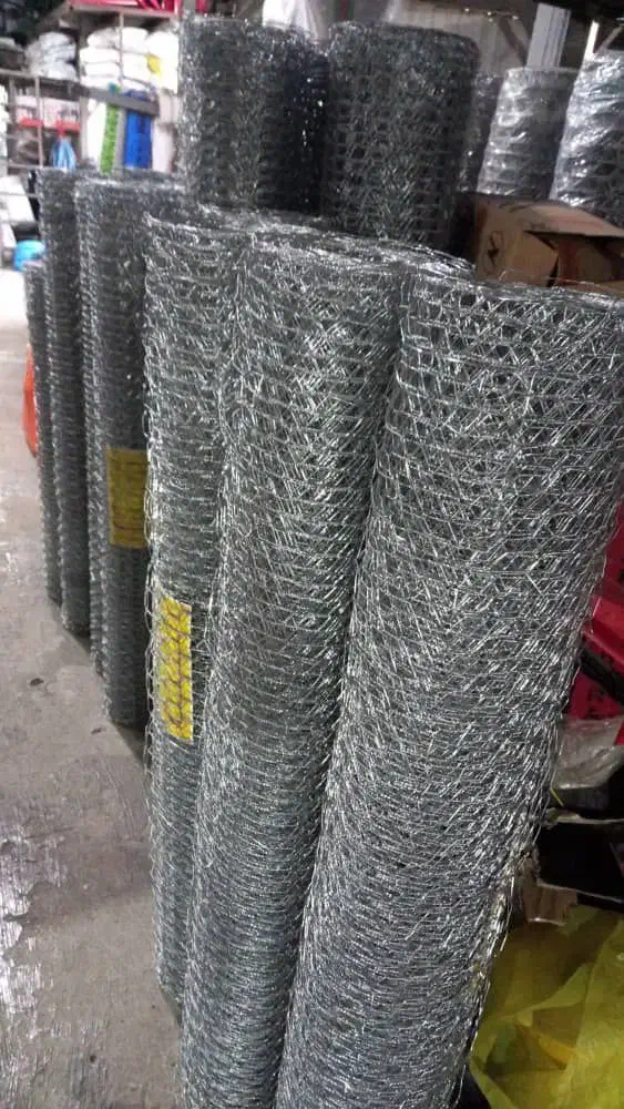 فروش فنس های باغی توری های مرغی سایه روشن پشم شیشه|عمدهفروشی|ساری, |دیوار