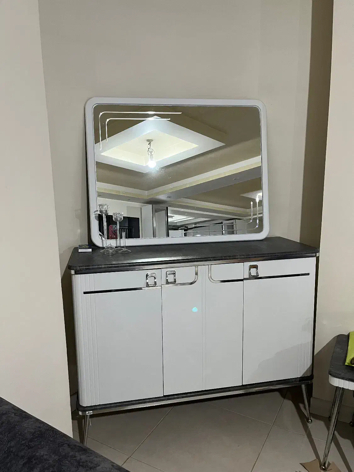 اینه کنسول|بوفه، ویترین، کنسول|آشخانه, |دیوار