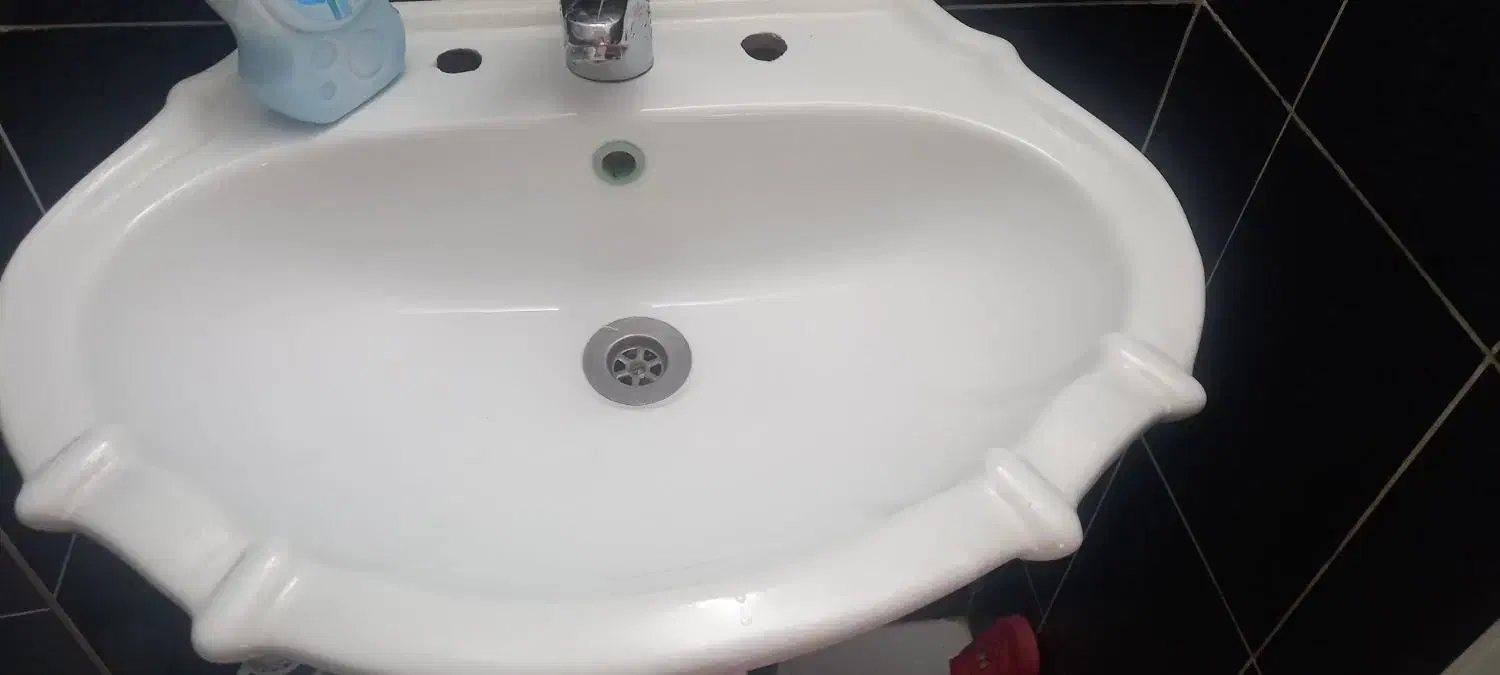 روشویی با پایه سالم|لوازم سرویس بهداشتی|گرگان, |دیوار