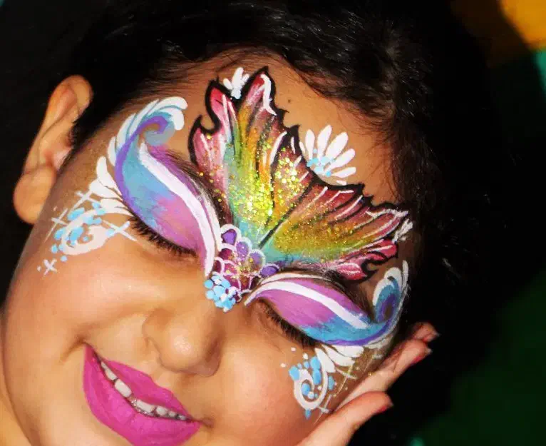 استخدام اپراتور عکاسی شهربازی|استخدام هنری و رسانه|تهران, باغ فیض|دیوار