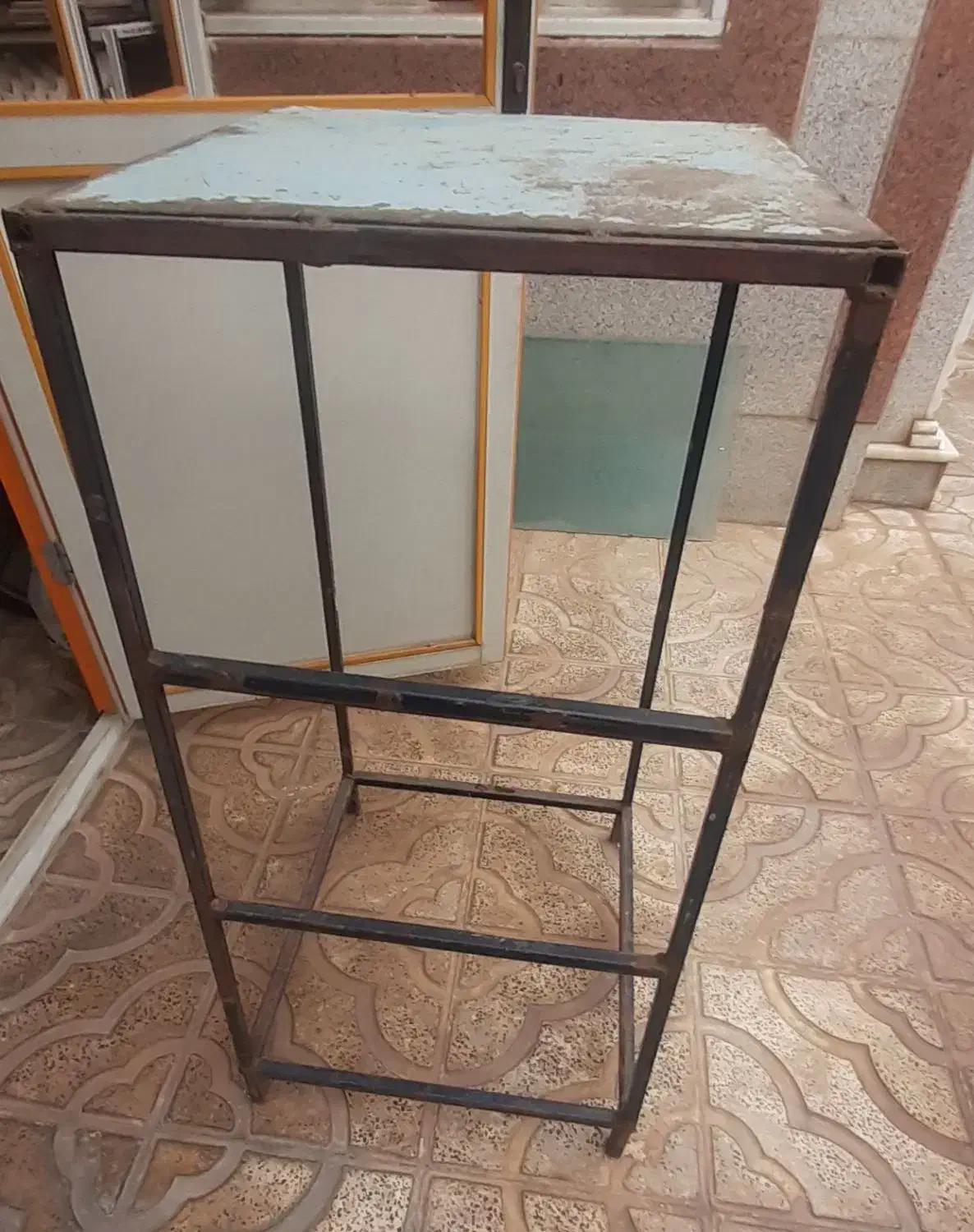 فرغون .چهار پایه|ابزارآلات|نهاوند, |دیوار