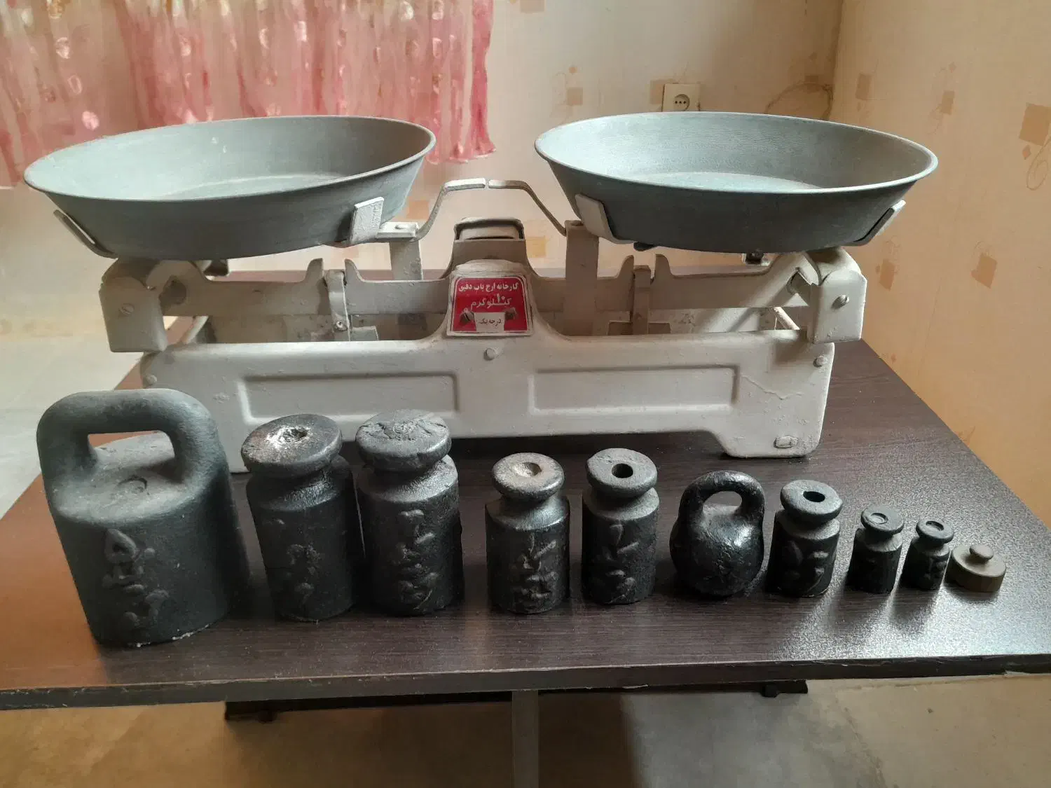 ترازو ۱۰ کیلویی وسنگ ترازو|فروشگاه و مغازه|قائم‌شهر, |دیوار