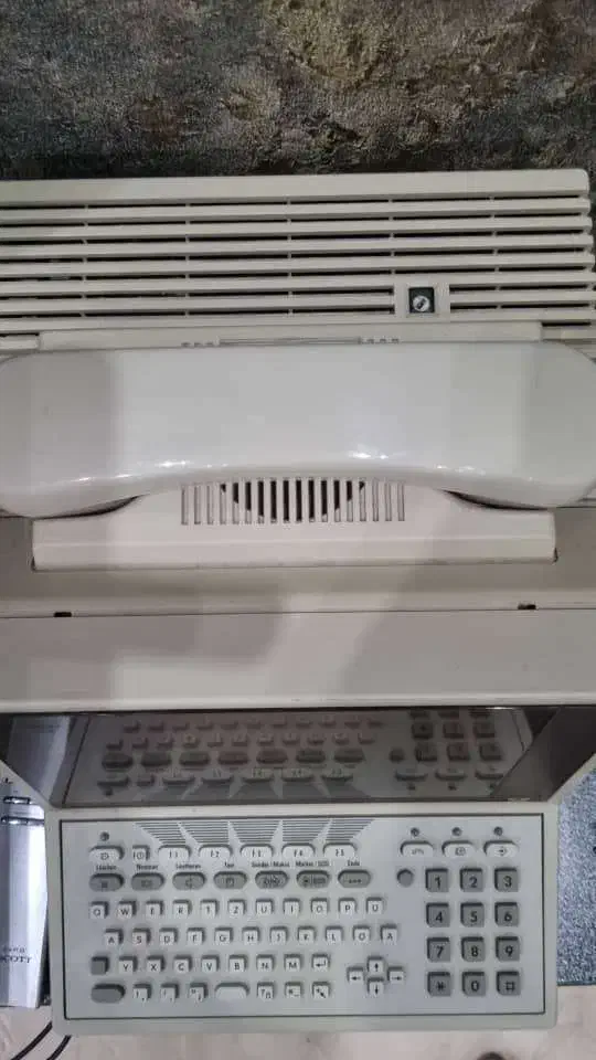 تلفن کامپیوتر زیمنس کلکسیونی|کلکسیون اشیاء عتیقه|تهران, شهرآرا|دیوار