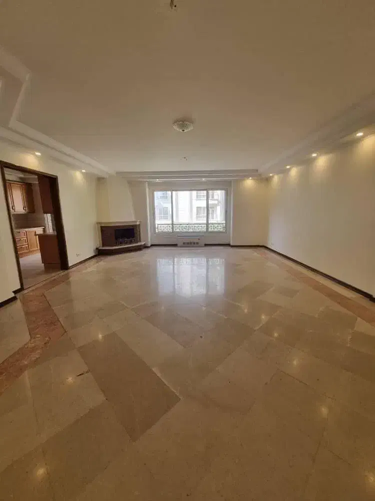 رهن و اجاره آپارتمان لوکس در فرعی مشجر آجودانیه