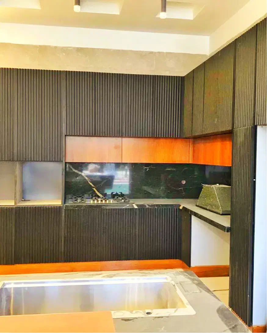 دکوراسیون داخلی چوب و MDF طبق ژورنال۲۰۲۶|کتابخانه، شلف، قفسه‌های دیواری|تهران, سهروردی|دیوار