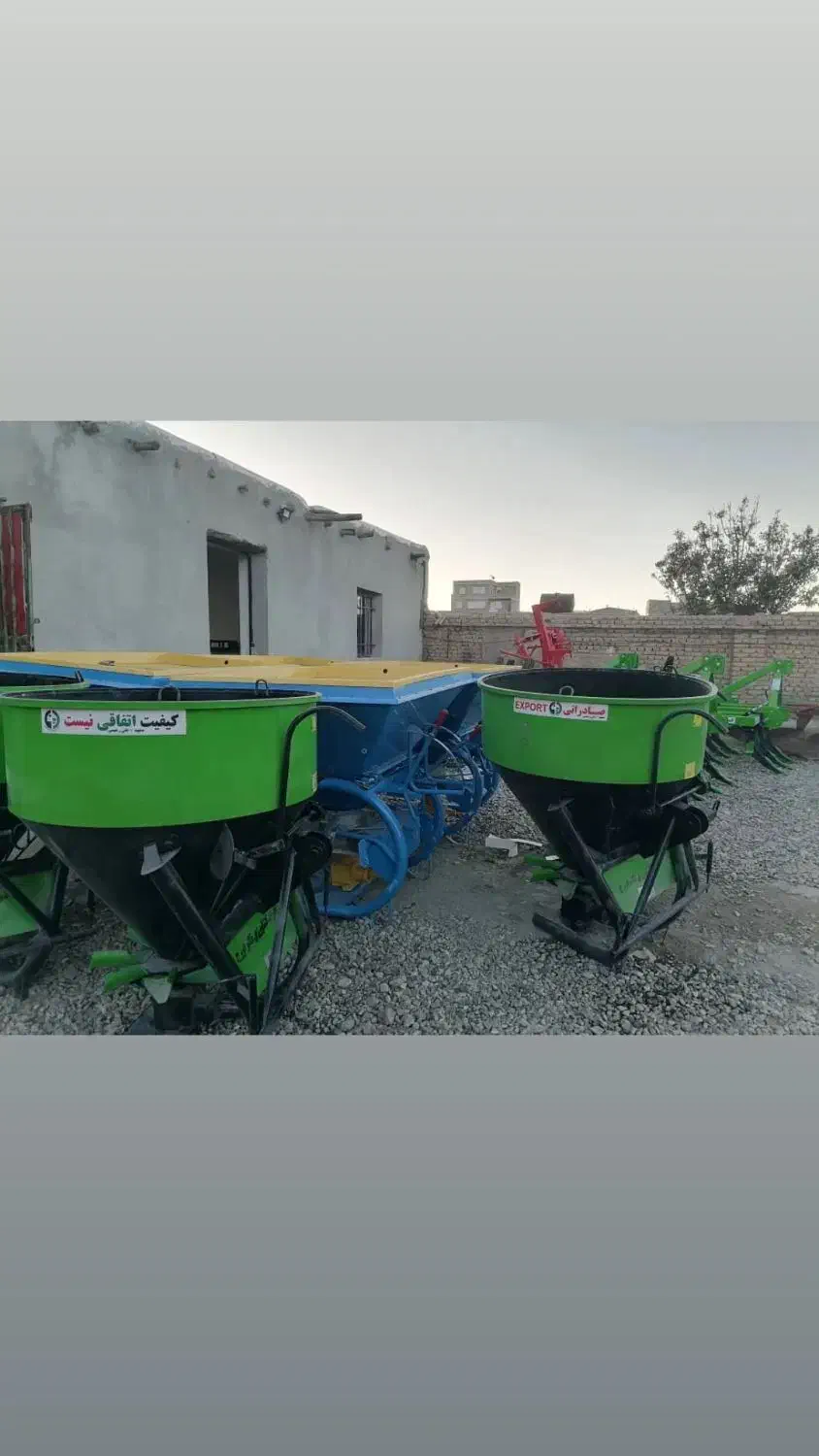 سمپاش کودپاش|قطعات یدکی و لوازم جانبی|قروه, |دیوار