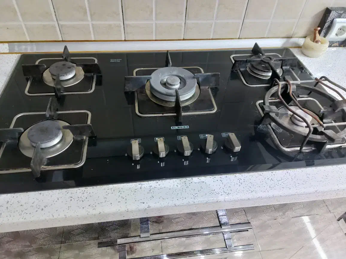 تعمیرکار اجاق گاز کل تهران تعمیرات صفحه ای رومیزی|خدمات پیشه و مهارت|تهران, نارمک|دیوار