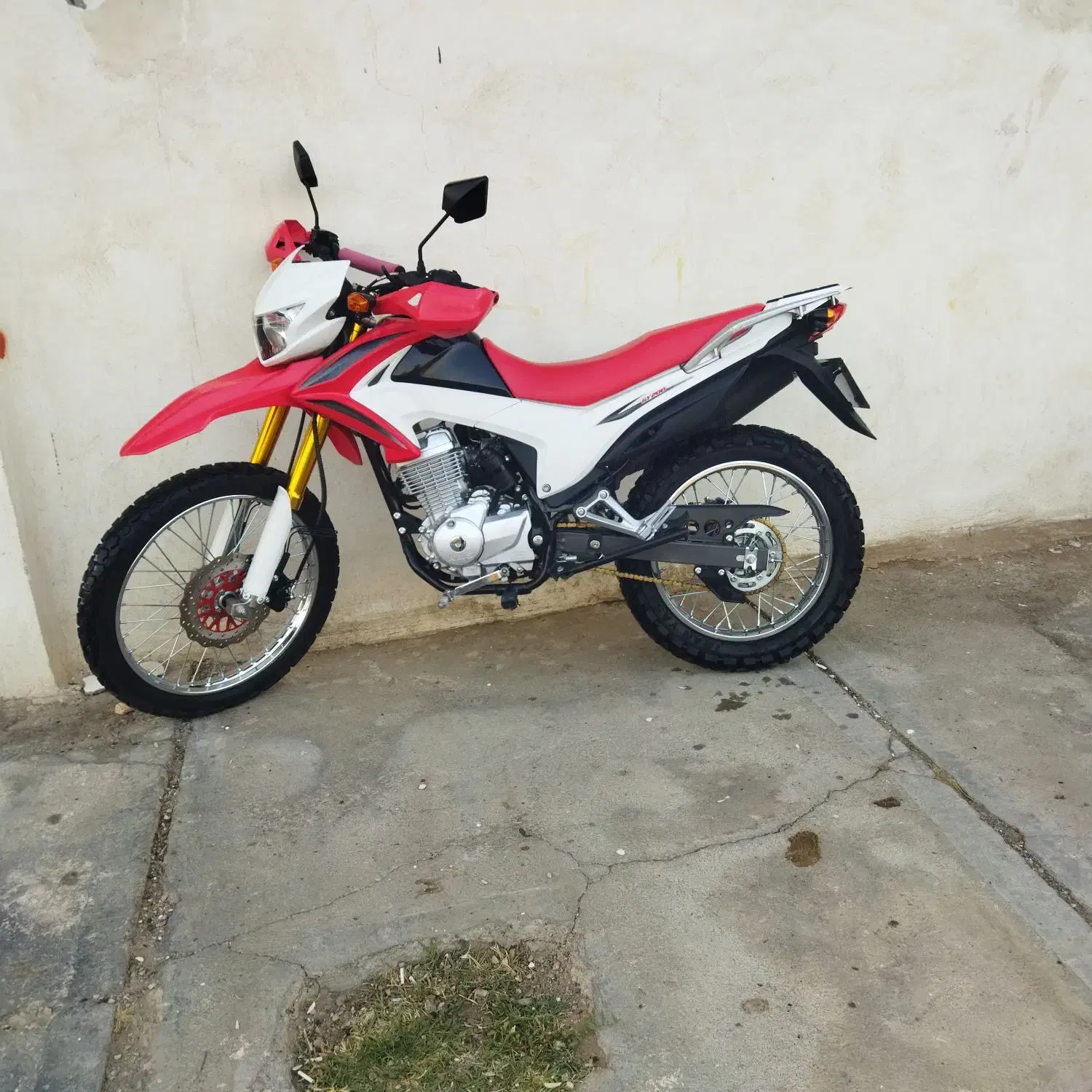 موتور ترل۲۰۰|موتورسیکلت|میاندوآب, |دیوار