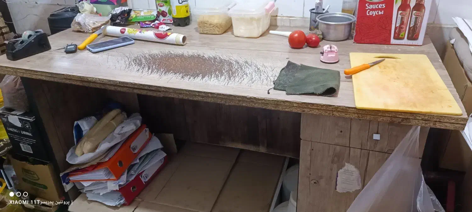 میزکار کوچیک وبزرگ به قیمت پیشنهادی/نصف قیمت|میز تحریر و کامپیوتر|مشهد, شهرک رازی (شهرک غرب)|دیوار