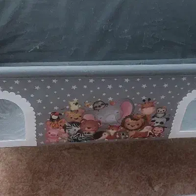 گهواره نوزاد|تخت و صندلی بچه|خمینی‌شهر, |دیوار