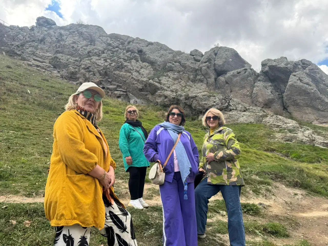 تور گردشگری ایران بانو|تور و چارتر|کرج, حصارک پایین|دیوار