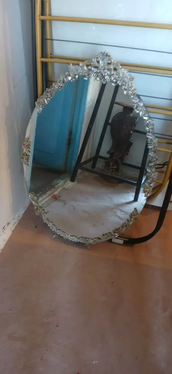 اینه شمدان|آینه|سنقر, |دیوار