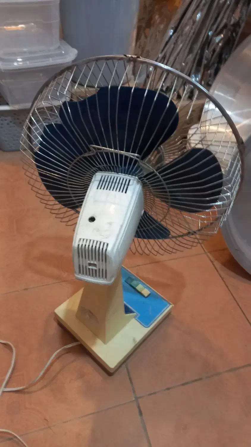 پنکه|پنکه و تصفیه‌کنندهٔ هوا|همدان, |دیوار