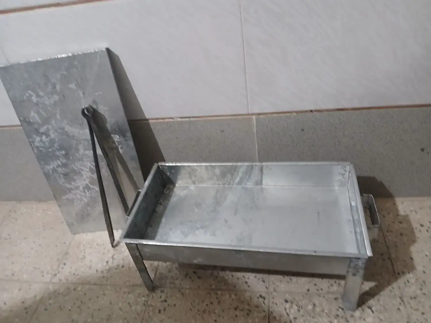 منقل|ظروف پخت‌وپز|سیستان, |دیوار