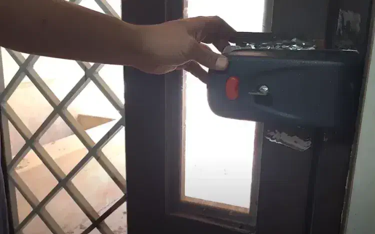 قفل برقی کله گاوی سیزا و یوتاب امنیت بالا ونصب|مصالح و تجهیزات ساختمان|اسلام‌شهر, مطهری|دیوار