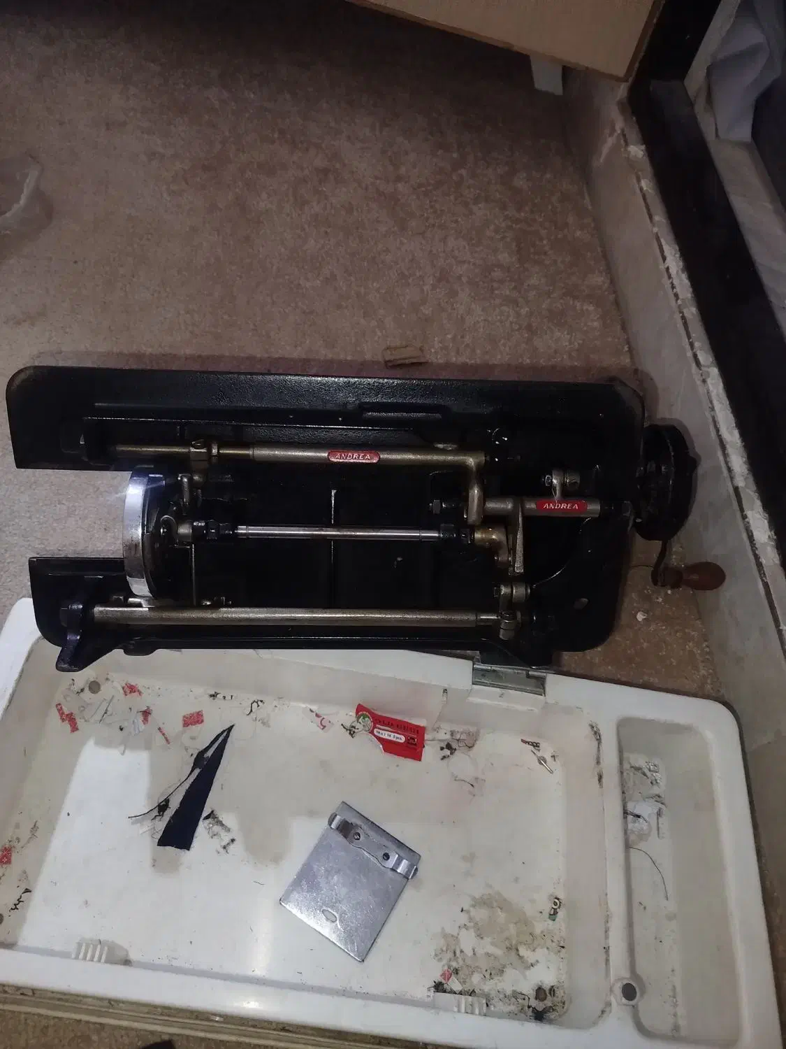 چرخ|چرخ خیاطی و ریسندگی|پیشوا, |دیوار