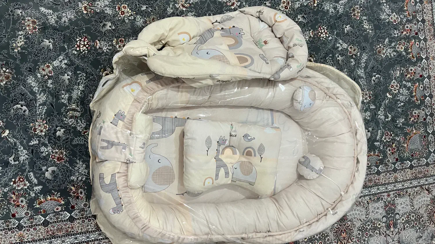 سیسمونی لباس نوزاد|اسباب و اثاث بچه|تربت‌حیدریه, بالا ولایت|دیوار