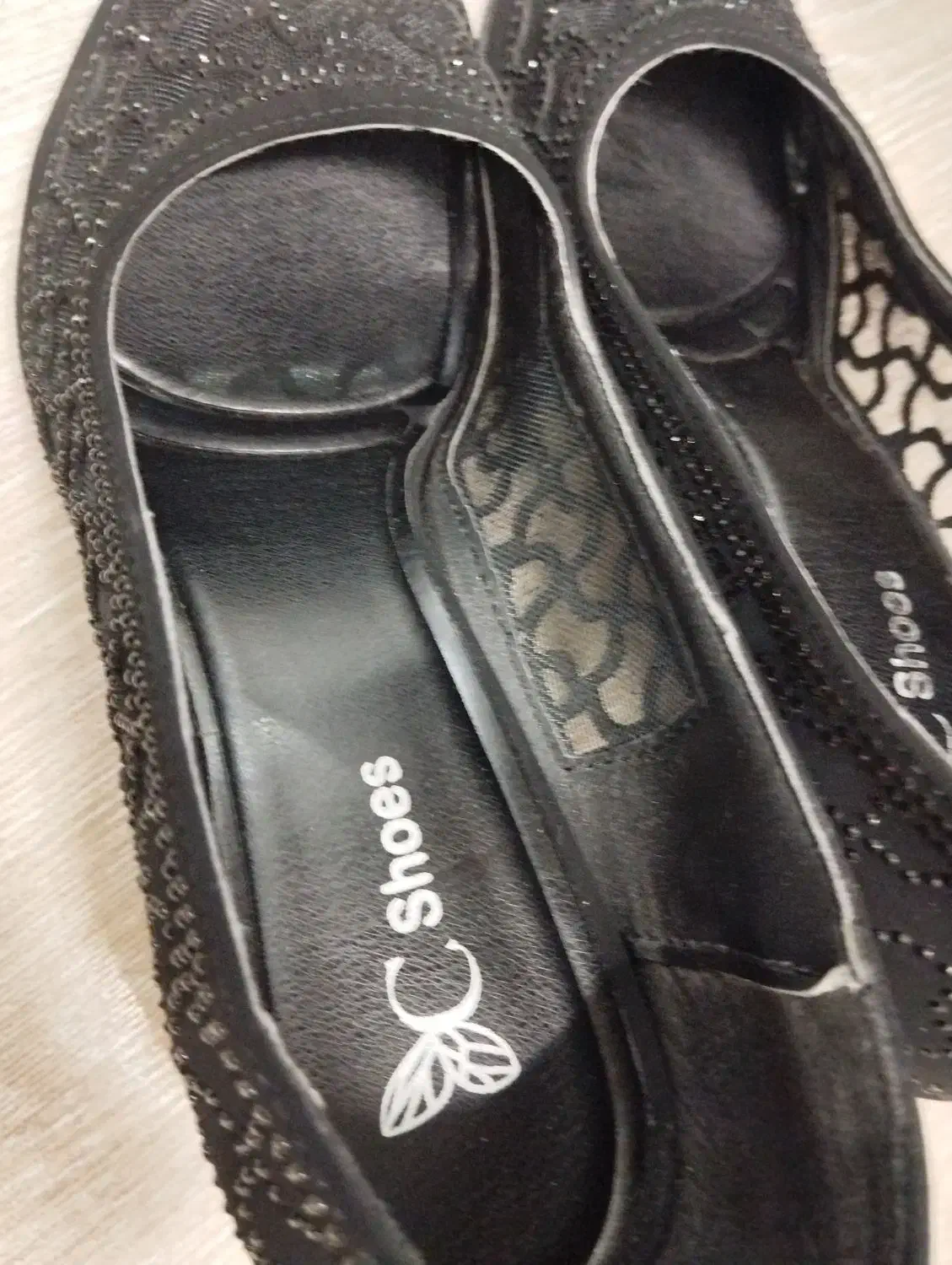 کفش مجلسی|کیف، کفش، کمربند|ری, شهرک نظامی|دیوار