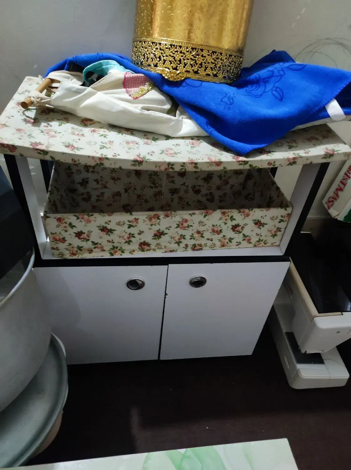 میز اتو چرخ خیاطی|اتو و لوازم اتو|مشهد, قائم|دیوار