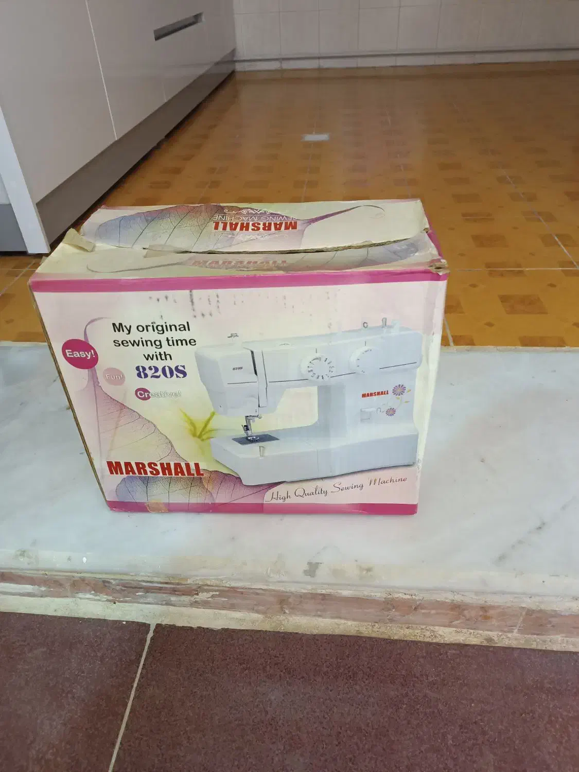 چرخ خیاطی مارشال نو|چرخ خیاطی و ریسندگی|ابهر, |دیوار