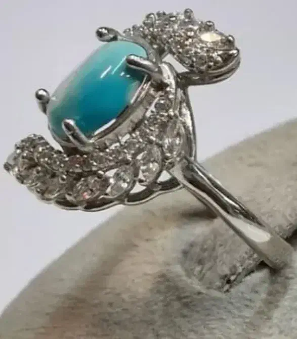 انگشتر فیروزه نقره عیار بالا با روکش طلا|جواهرات|اصفهان, شهرک ولیعصر|دیوار