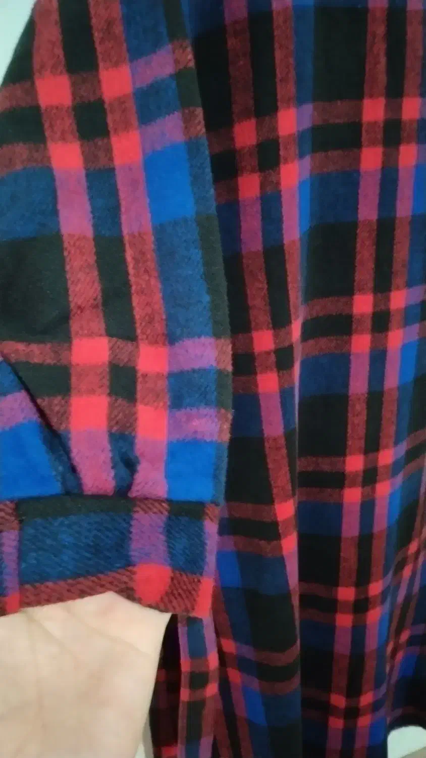 پالتو. جلو بسته|لباس|کرمانشاه, |دیوار